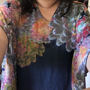 NEW Beautiful Caftan Top